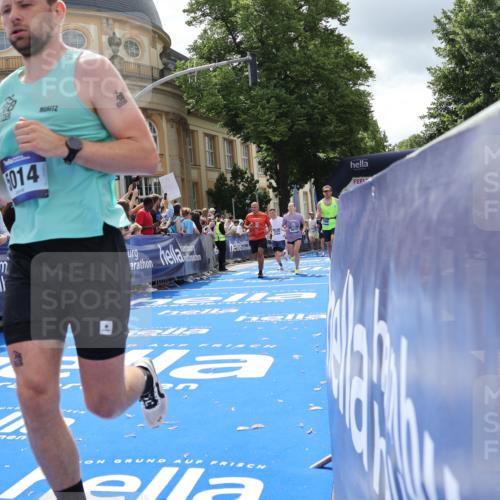 29.06.2025 - hella hamburg halbmarathon Strokosch-Dieckow http://msf.ph/oto/8252077 29.06.2025 10:40:49 Ziel 1631, 1677, 1882, 2750, 4634, 4889, 5014, 5026, 5745, 6429, 7080, 7109, 7378, 8074, 8629, 9547, 9979, 10369, 10900, 10934, 11959, 12088, 12385, 13029, 13158, 14092, 14661, 15351, 15689, 16201, 16249, 16347, 17032, 17486, 17720, 18173 meine-sportfotos.de