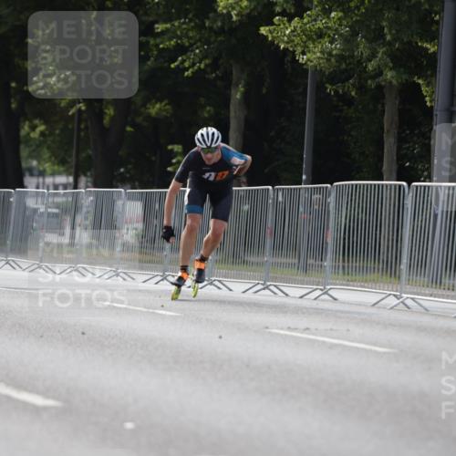 29.06.2025 - hella hamburg halbmarathon Jannik Wohlers http://msf.ph/oto/8252200 29.06.2025 08:48:39 Lombardsbrücke  meine-sportfotos.de