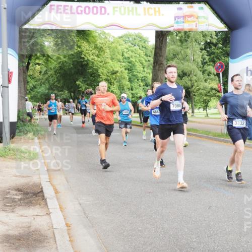 29.06.2025 - hella hamburg halbmarathon MichiJ http://msf.ph/oto/8252212 29.06.2025 10:28:59 Zwischen KM18-KM19 2324, 3332, 4843, 5409, 7080, 8465, 8629, 11731, 11765, 12046, 12704, 14092, 15828, 17214 meine-sportfotos.de