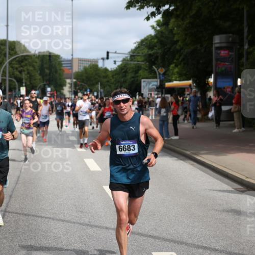 29.06.2025 - hella hamburg halbmarathon Yannick Fuchs http://msf.ph/oto/8252301 29.06.2025 10:35:34 20KM 1136, 1631, 1677, 2568, 2797, 2949, 3332, 3618, 4205, 4303, 4380, 4634, 4871, 4889, 5007, 5014, 5026, 5410, 5709, 6429, 6683, 6771, 6901, 7080, 7284, 7378, 7774, 7796, 8074, 8122, 8966, 9358, 9640, 9659, 9711, 9755, 9979, 10375, 10783, 10934, 10978, 11062, 11765, 11922, 11959, 12292, 12385, 12895, 13268, 13457, 14555, 14661, 14820, 15164, 15247, 16201, 16249, 16347, 16599, 17720, 17834, 17971, 18045, 18049, 18399, 18412, 18573 meine-sportfotos.de