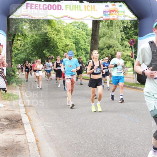29.06.2025 - hella hamburg halbmarathon MichiJ http://msf.ph/oto/8252305 29.06.2025 10:52:11 Zwischen KM18-KM19 1186, 1229, 1885, 2490, 5073, 6706, 7474, 7907, 9339, 10756, 11784, 14642, 15000, 16063, 16344, 17434, 18128, 18525, 19165, 19173, 19176 meine-sportfotos.de