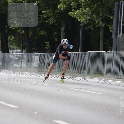 29.06.2025 - hella hamburg halbmarathon Jannik Wohlers http://msf.ph/oto/8252313 29.06.2025 08:48:39 Lombardsbrücke  meine-sportfotos.de