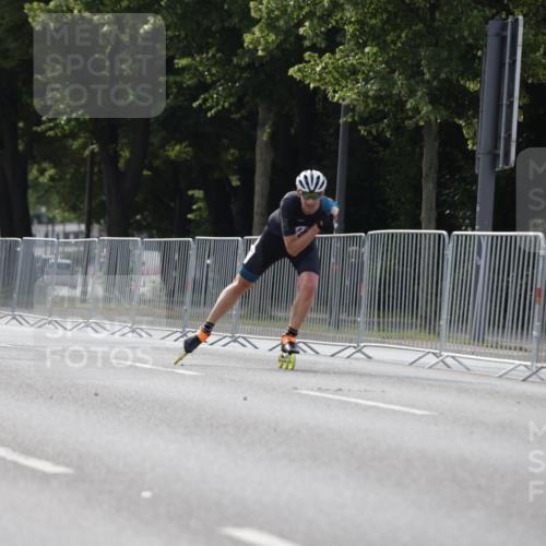 29.06.2025 - hella hamburg halbmarathon Jannik Wohlers http://msf.ph/oto/8252387 29.06.2025 08:48:39 Lombardsbrücke  meine-sportfotos.de