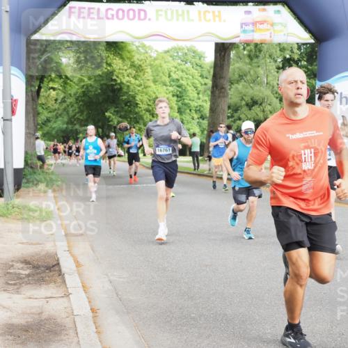 29.06.2025 - hella hamburg halbmarathon MichiJ http://msf.ph/oto/8252509 29.06.2025 10:29:00 Zwischen KM18-KM19 2324, 3332, 4843, 5409, 7080, 8465, 8629, 11731, 11765, 12046, 12704, 14092, 14924, 15828, 17214 meine-sportfotos.de