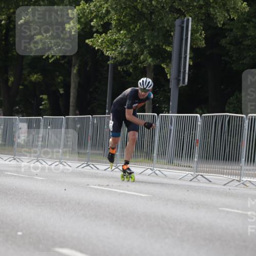 29.06.2025 - hella hamburg halbmarathon Jannik Wohlers http://msf.ph/oto/8252526 29.06.2025 08:48:40 Lombardsbrücke  meine-sportfotos.de
