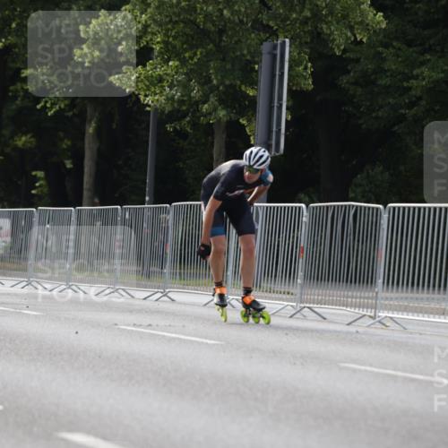 29.06.2025 - hella hamburg halbmarathon Jannik Wohlers http://msf.ph/oto/8252605 29.06.2025 08:48:40 Lombardsbrücke  meine-sportfotos.de
