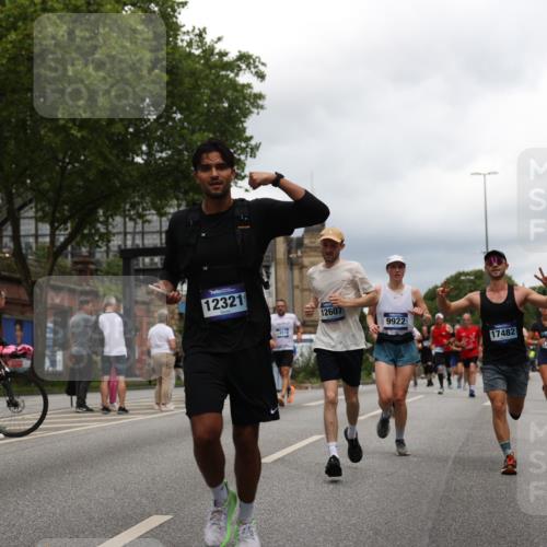 29.06.2025 - hella hamburg halbmarathon Yannick Fuchs http://msf.ph/oto/8252609 29.06.2025 10:48:01 20KM 1267, 1422, 1442, 1502, 1549, 1870, 2058, 2432, 2518, 2630, 3096, 3103, 3310, 3819, 3898, 4299, 5020, 5259, 6260, 6294, 6374, 7129, 7395, 7478, 7973, 8285, 8394, 9032, 9380, 9791, 9922, 10040, 11009, 11068, 11430, 11789, 11844, 12213, 12321, 12607, 12632, 13033, 13147, 13397, 13794, 13803, 13912, 14026, 14239, 14702, 15146, 15838, 15856, 16623, 16780, 17482, 18308, 18450, 18514, 18612, 18759, 19067 meine-sportfotos.de