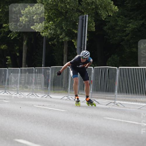 29.06.2025 - hella hamburg halbmarathon Jannik Wohlers http://msf.ph/oto/8252686 29.06.2025 08:48:40 Lombardsbrücke  meine-sportfotos.de
