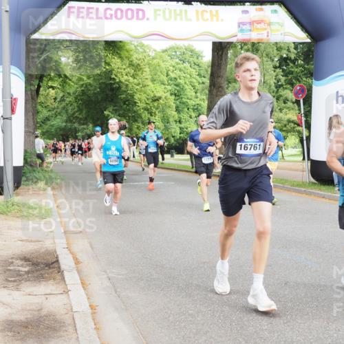 29.06.2025 - hella hamburg halbmarathon MichiJ http://msf.ph/oto/8252693 29.06.2025 10:29:01 Zwischen KM18-KM19 1603, 2324, 3332, 4843, 5409, 5916, 7080, 8465, 8629, 11731, 11765, 12704, 14092, 14924, 15828, 16761, 17214 meine-sportfotos.de