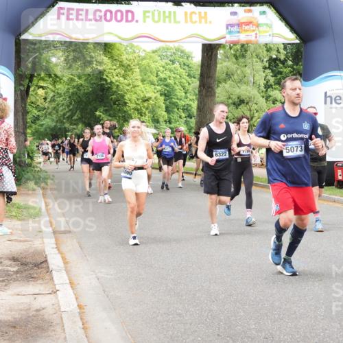 29.06.2025 - hella hamburg halbmarathon MichiJ http://msf.ph/oto/8252737 29.06.2025 10:52:14 Zwischen KM18-KM19 1186, 1229, 2136, 2490, 4307, 5073, 6322, 6706, 7907, 9339, 9477, 12426, 14642, 15000, 16063, 16344, 17434, 18128, 18199, 18525, 19173 meine-sportfotos.de