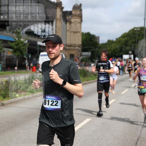 29.06.2025 - hella hamburg halbmarathon Yannick Fuchs http://msf.ph/oto/8252803 29.06.2025 10:35:36 20KM 1136, 1631, 1677, 2568, 2797, 3618, 4205, 4303, 4380, 4634, 4871, 4889, 4893, 5007, 5014, 5026, 5410, 5709, 6429, 6683, 6771, 6901, 7080, 7284, 7378, 7774, 7796, 8074, 8122, 8966, 9358, 9547, 9640, 9659, 9711, 9755, 9979, 10375, 10783, 10934, 10978, 11062, 11765, 11922, 11959, 12292, 12385, 12895, 13268, 13457, 14555, 14661, 14820, 15164, 15247, 15351, 16201, 16249, 16347, 16599, 16816, 17100, 17720, 17834, 17971, 18045, 18049, 18399, 18412, 18573 meine-sportfotos.de