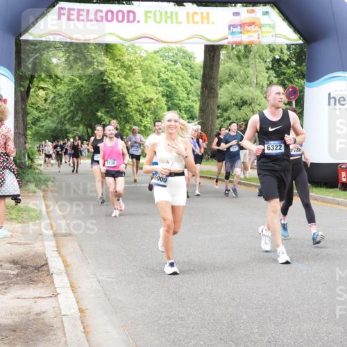 29.06.2025 - hella hamburg halbmarathon MichiJ http://msf.ph/oto/8252815 29.06.2025 10:52:14 Zwischen KM18-KM19 1186, 1229, 2136, 2490, 4307, 5073, 6322, 6706, 7907, 9339, 9477, 12426, 14642, 15000, 16063, 16344, 17434, 18128, 18199, 18525, 19173 meine-sportfotos.de