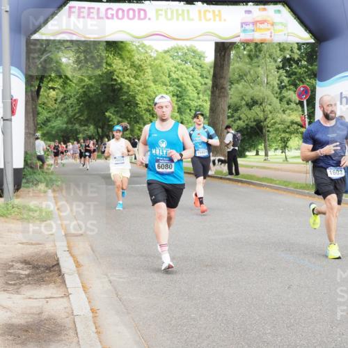 29.06.2025 - hella hamburg halbmarathon MichiJ http://msf.ph/oto/8252875 29.06.2025 10:29:03 Zwischen KM18-KM19 1603, 3332, 4843, 5409, 5916, 6080, 7080, 8465, 8467, 8629, 11731, 14092, 14924, 15424, 15813, 16761, 17214 meine-sportfotos.de