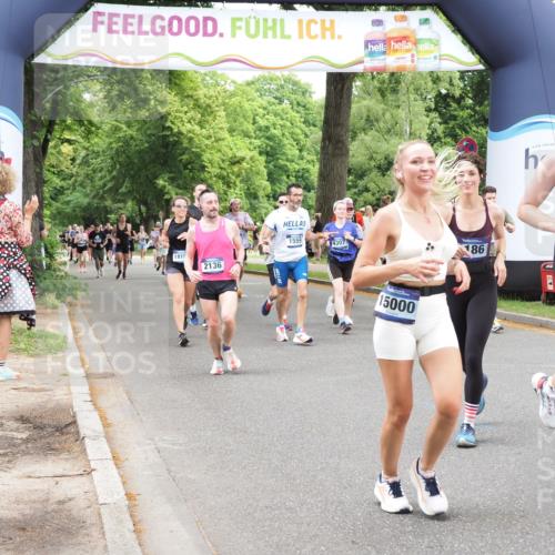 29.06.2025 - hella hamburg halbmarathon MichiJ http://msf.ph/oto/8252944 29.06.2025 10:52:15 Zwischen KM18-KM19 1186, 1229, 2136, 2490, 4307, 5073, 6322, 6706, 7210, 7211, 7907, 8960, 9477, 12426, 14642, 15000, 16063, 17434, 18128, 18199, 19173 meine-sportfotos.de