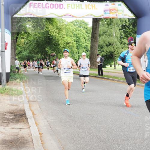 29.06.2025 - hella hamburg halbmarathon MichiJ http://msf.ph/oto/8253112 29.06.2025 10:29:04 Zwischen KM18-KM19 1603, 3332, 4843, 5409, 5916, 6080, 7080, 8465, 8467, 11731, 14092, 14924, 15424, 15813, 16761, 17214 meine-sportfotos.de