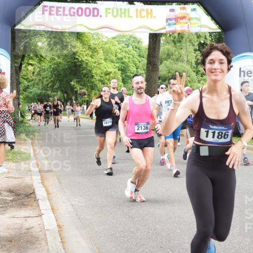 29.06.2025 - hella hamburg halbmarathon MichiJ http://msf.ph/oto/8253116 29.06.2025 10:52:16 Zwischen KM18-KM19 1186, 1229, 1559, 2136, 2490, 4307, 5073, 6322, 6706, 7210, 7211, 7888, 7907, 8960, 9477, 12426, 14642, 15000, 16063, 17434, 18199, 19173 meine-sportfotos.de