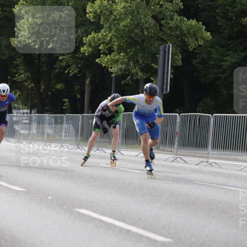 29.06.2025 - hella hamburg halbmarathon Jannik Wohlers http://msf.ph/oto/8253144 29.06.2025 08:48:41 Lombardsbrücke  meine-sportfotos.de