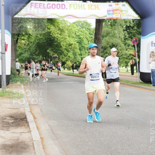 29.06.2025 - hella hamburg halbmarathon MichiJ http://msf.ph/oto/8253200 29.06.2025 10:29:05 Zwischen KM18-KM19 1603, 3332, 4843, 5409, 5916, 6080, 7080, 8465, 8467, 10934, 11731, 14092, 14924, 15424, 15813, 16761, 17214 meine-sportfotos.de