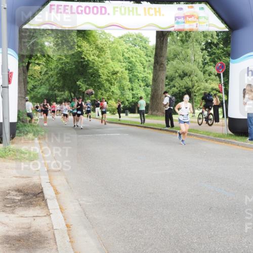 29.06.2025 - hella hamburg halbmarathon MichiJ http://msf.ph/oto/8253319 29.06.2025 10:29:06 Zwischen KM18-KM19 1603, 5409, 5916, 6080, 7080, 8467, 10934, 14092, 14924, 15424, 15813, 16761 meine-sportfotos.de