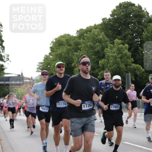 29.06.2025 - hella hamburg halbmarathon Jannik Wohlers http://msf.ph/oto/8253367 29.06.2025 10:31:17 Lombardsbrücke 1235, 1373, 1844, 1879, 2831, 2832, 3396, 3397, 3424, 3571, 3681, 4953, 5165, 5965, 6160, 6546, 6573, 6640, 7334, 8304, 8620, 8806, 9078, 9104, 9183, 9478, 9812, 9882, 9883, 10148, 10240, 10421, 10435, 10653, 11178, 12381, 12758, 13724, 14793, 15024, 15102, 15222, 15575, 16310, 16541, 17043, 17362, 17404, 17517, 18433, 18613, 18629, 18672, 19068, 19233 meine-sportfotos.de
