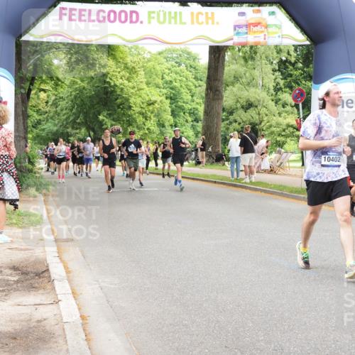 29.06.2025 - hella hamburg halbmarathon MichiJ http://msf.ph/oto/8253578 29.06.2025 10:52:19 Zwischen KM18-KM19 1186, 1229, 1559, 2136, 3328, 4307, 5073, 6322, 7210, 7211, 7888, 8894, 8960, 9477, 10402, 12426, 15000, 18199 meine-sportfotos.de