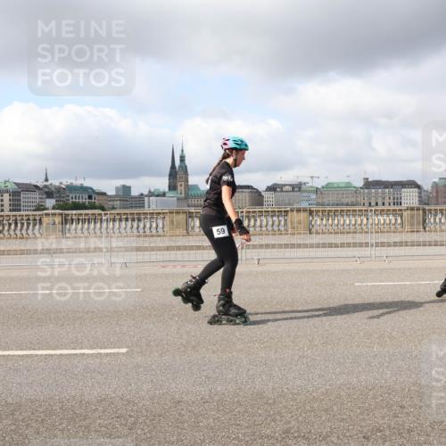 29.06.2025 - hella hamburg halbmarathon Lena Gebhardt http://msf.ph/oto/8253580 29.06.2025 09:03:10 Lombardsbrücke  meine-sportfotos.de