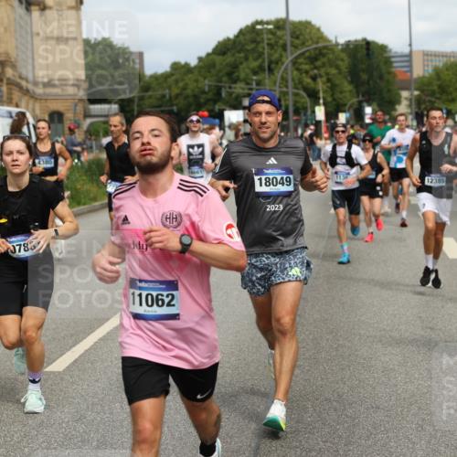 29.06.2025 - hella hamburg halbmarathon Yannick Fuchs http://msf.ph/oto/8253609 29.06.2025 10:35:41 20KM 1136, 1631, 2568, 2579, 2797, 3618, 4205, 4303, 4380, 4634, 4871, 4893, 5026, 5410, 5709, 6429, 6550, 6683, 6771, 6901, 7378, 7774, 7796, 8122, 9358, 9547, 9640, 9659, 9711, 9755, 9885, 10375, 10783, 11062, 11765, 11922, 12292, 12385, 12895, 13268, 13457, 14555, 14661, 15247, 15351, 16201, 16347, 16816, 17032, 17100, 17720, 17834, 17971, 18045, 18049, 18412, 18573 meine-sportfotos.de