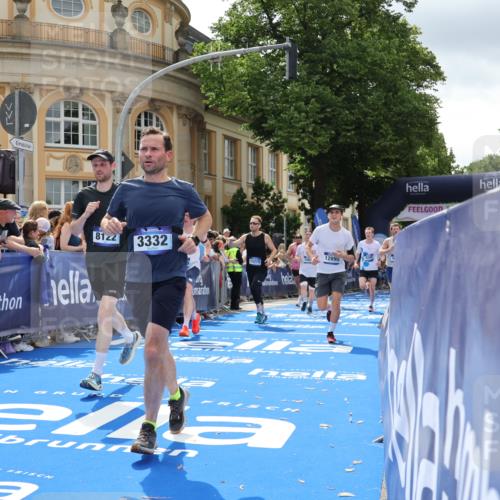 29.06.2025 - hella hamburg halbmarathon Strokosch-Dieckow http://msf.ph/oto/8253632 29.06.2025 10:41:14 Ziel 1570, 3332, 3618, 4205, 4303, 4380, 5387, 5709, 6771, 6901, 7432, 8122, 9659, 9711, 10375, 12434, 12895, 13876, 16816, 17834, 18764 meine-sportfotos.de