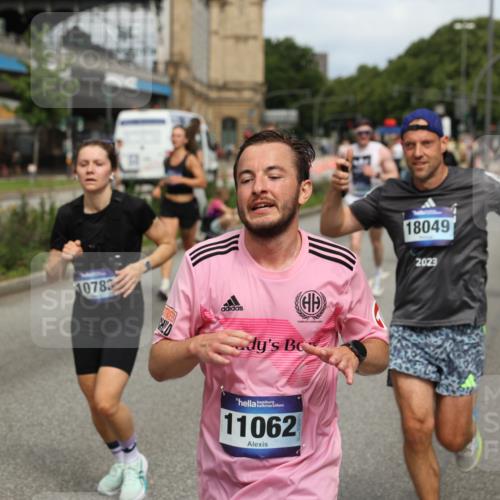 29.06.2025 - hella hamburg halbmarathon Yannick Fuchs http://msf.ph/oto/8253652 29.06.2025 10:35:42 20KM 1136, 1631, 2579, 2797, 3618, 4205, 4303, 4380, 4634, 4871, 4893, 5026, 5410, 5709, 6550, 6683, 6771, 6901, 7378, 7774, 7796, 8122, 9358, 9547, 9640, 9659, 9711, 9755, 9885, 10375, 10783, 11062, 11765, 11922, 12292, 12385, 12895, 13268, 13457, 14555, 14661, 15247, 15351, 16816, 17032, 17100, 17720, 17834, 17971, 18045, 18049, 18412, 18573 meine-sportfotos.de