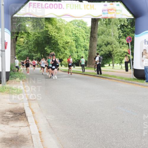 29.06.2025 - hella hamburg halbmarathon MichiJ http://msf.ph/oto/8253671 29.06.2025 10:29:08 Zwischen KM18-KM19 1603, 2949, 5916, 6080, 8467, 10934, 14924, 15424, 15813, 16761 meine-sportfotos.de