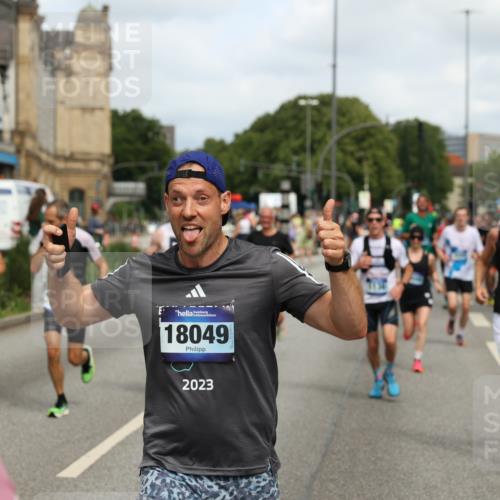 29.06.2025 - hella hamburg halbmarathon Yannick Fuchs http://msf.ph/oto/8253693 29.06.2025 10:35:42 20KM 1136, 1631, 2579, 2797, 3618, 4205, 4303, 4380, 4634, 4871, 4893, 5026, 5410, 5709, 6550, 6683, 6771, 6901, 7378, 7774, 7796, 8122, 9358, 9547, 9640, 9659, 9711, 9755, 9885, 10375, 10783, 11062, 11765, 11922, 12292, 12385, 12895, 13268, 13457, 14555, 14661, 15247, 15351, 16816, 17032, 17100, 17720, 17834, 17971, 18045, 18049, 18412, 18573 meine-sportfotos.de