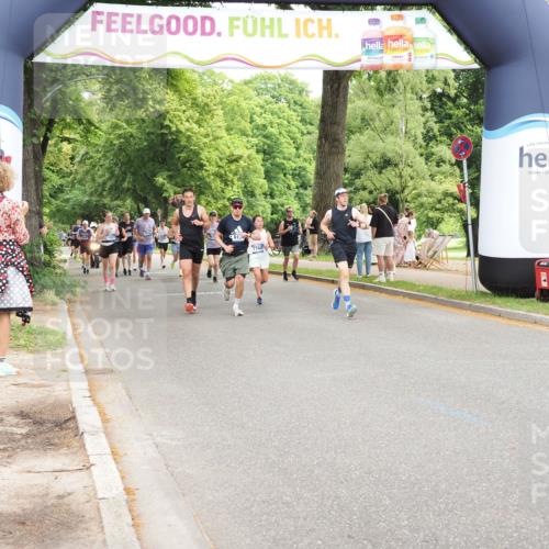 29.06.2025 - hella hamburg halbmarathon MichiJ http://msf.ph/oto/8253756 29.06.2025 10:52:21 Zwischen KM18-KM19 1559, 2136, 3328, 4307, 6322, 7210, 7211, 7888, 8171, 8894, 8960, 9477, 10402, 12426, 18199 meine-sportfotos.de