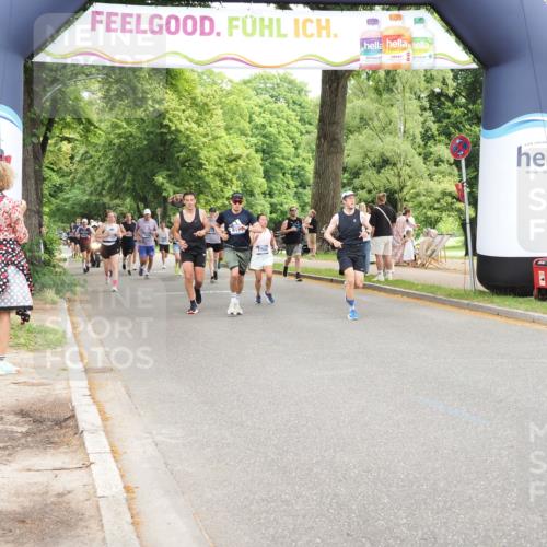 29.06.2025 - hella hamburg halbmarathon MichiJ http://msf.ph/oto/8253776 29.06.2025 10:52:21 Zwischen KM18-KM19 1559, 2136, 3328, 4307, 6322, 7210, 7211, 7888, 8171, 8894, 8960, 9477, 10402, 12426, 18199 meine-sportfotos.de