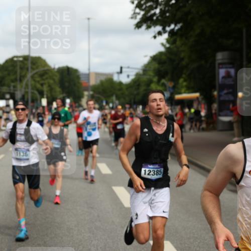 29.06.2025 - hella hamburg halbmarathon Yannick Fuchs http://msf.ph/oto/8254016 29.06.2025 10:35:43 20KM 1136, 1631, 2579, 2797, 3618, 4205, 4303, 4380, 4634, 4871, 4893, 5709, 6550, 6683, 6771, 6901, 7378, 7774, 7796, 8122, 8358, 9358, 9547, 9640, 9659, 9711, 9755, 9885, 10375, 10783, 11062, 11765, 11922, 12292, 12385, 12895, 13268, 13457, 14555, 14661, 15247, 15351, 16816, 17032, 17100, 17720, 17834, 18045, 18049, 18412, 18573, 18802 meine-sportfotos.de