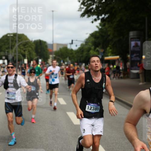 29.06.2025 - hella hamburg halbmarathon Yannick Fuchs http://msf.ph/oto/8254024 29.06.2025 10:35:43 20KM 1136, 1631, 2579, 2797, 3618, 4205, 4303, 4380, 4634, 4871, 4893, 5709, 6550, 6683, 6771, 6901, 7378, 7774, 7796, 8122, 8358, 9358, 9547, 9640, 9659, 9711, 9755, 9885, 10375, 10783, 11062, 11765, 11922, 12292, 12385, 12895, 13268, 13457, 14555, 14661, 15247, 15351, 16816, 17032, 17100, 17720, 17834, 18045, 18049, 18412, 18573, 18802 meine-sportfotos.de