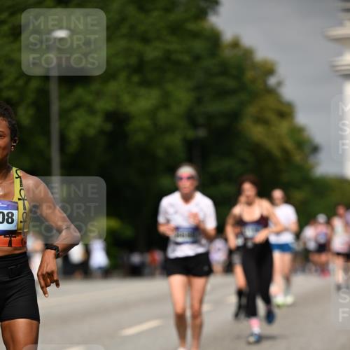 29.06.2025 - hella hamburg halbmarathon Dr. Thomas Lammeyer http://msf.ph/oto/8254075 29.06.2025 10:14:30 Kennedybrücke 1052, 1186, 1456, 5182, 5653, 5806, 7058, 8685, 9150, 9829, 9988 meine-sportfotos.de