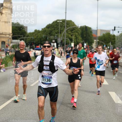 29.06.2025 - hella hamburg halbmarathon Yannick Fuchs http://msf.ph/oto/8254091 29.06.2025 10:35:44 20KM 1136, 1631, 2579, 2797, 3618, 4205, 4303, 4380, 4634, 4871, 4893, 5709, 6550, 6683, 6771, 6901, 7378, 7774, 7796, 8122, 8358, 9358, 9547, 9640, 9659, 9711, 9755, 9885, 10375, 10783, 11062, 11765, 11922, 12292, 12385, 12895, 13268, 13457, 14555, 14661, 15247, 15351, 16816, 17032, 17100, 17720, 17834, 18045, 18049, 18412, 18573, 18802 meine-sportfotos.de