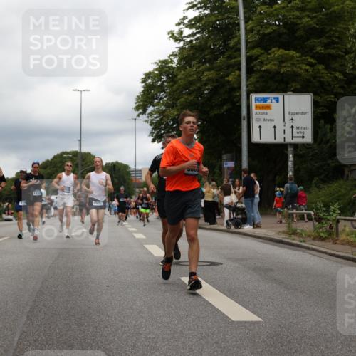 29.06.2025 - hella hamburg halbmarathon Yannick Fuchs http://msf.ph/oto/8254120 29.06.2025 10:48:05 20KM 1267, 1422, 1442, 1549, 1870, 2432, 2630, 3096, 3103, 3310, 3898, 4299, 5020, 5259, 6260, 6294, 6374, 7129, 7395, 7478, 7973, 8223, 8285, 8394, 9032, 9380, 9791, 9922, 10040, 11009, 11430, 11789, 12213, 12321, 12607, 13147, 13397, 13794, 13803, 13869, 14026, 14239, 14702, 15146, 16623, 16750, 16780, 17482, 17740, 17765, 18308, 18450, 18514, 18612, 18759, 19067, 19177 meine-sportfotos.de