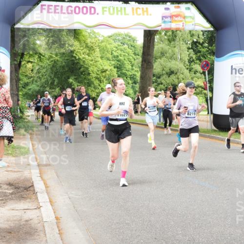 29.06.2025 - hella hamburg halbmarathon MichiJ http://msf.ph/oto/8254291 29.06.2025 10:52:26 Zwischen KM18-KM19 1062, 3112, 3328, 7760, 8171, 8219, 11027, 14022, 16911 meine-sportfotos.de