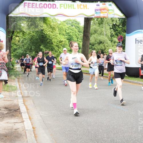 29.06.2025 - hella hamburg halbmarathon MichiJ http://msf.ph/oto/8254338 29.06.2025 10:52:26 Zwischen KM18-KM19 1062, 3112, 3328, 7760, 8171, 8219, 11027, 14022, 16911 meine-sportfotos.de