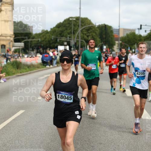 29.06.2025 - hella hamburg halbmarathon Yannick Fuchs http://msf.ph/oto/8254433 29.06.2025 10:35:45 20KM 1136, 1631, 2579, 2797, 3618, 4205, 4303, 4380, 4634, 4871, 4893, 5709, 6550, 6683, 6771, 6901, 7378, 7774, 7796, 8122, 8358, 9358, 9547, 9640, 9659, 9711, 9755, 9885, 10375, 10783, 11062, 11765, 11922, 12292, 12385, 12895, 13268, 13457, 14555, 14661, 15247, 15351, 16816, 17032, 17100, 17720, 17834, 18045, 18049, 18412, 18442, 18573, 18802 meine-sportfotos.de