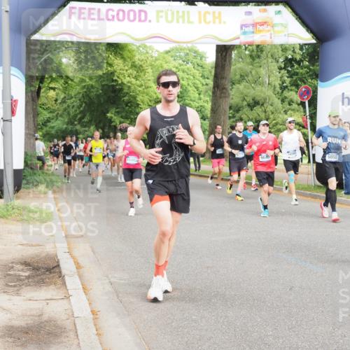29.06.2025 - hella hamburg halbmarathon MichiJ http://msf.ph/oto/8254566 29.06.2025 10:29:16 Zwischen KM18-KM19 2568, 2797, 5050, 6495, 9640, 9979, 11767, 15493, 15542, 18173, 18192, 18573 meine-sportfotos.de