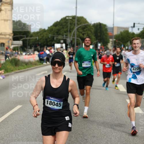 29.06.2025 - hella hamburg halbmarathon Yannick Fuchs http://msf.ph/oto/8254647 29.06.2025 10:35:45 20KM 1136, 1631, 2579, 2797, 3618, 4205, 4303, 4380, 4634, 4871, 4893, 5709, 6550, 6683, 6771, 6901, 7378, 7774, 7796, 8122, 8358, 9358, 9547, 9640, 9659, 9711, 9755, 9885, 10375, 10783, 11062, 11765, 11922, 12292, 12385, 12895, 13268, 13457, 14555, 14661, 15247, 15351, 16816, 17032, 17100, 17720, 17834, 18045, 18049, 18412, 18442, 18573, 18802 meine-sportfotos.de