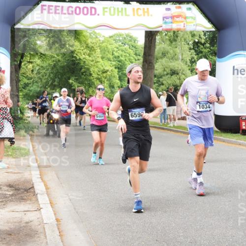 29.06.2025 - hella hamburg halbmarathon MichiJ http://msf.ph/oto/8254653 29.06.2025 10:52:29 Zwischen KM18-KM19 1034, 1062, 3112, 5464, 6590, 7760, 8171, 8219, 8405, 9994, 11027, 14022, 16355, 16847, 16911 meine-sportfotos.de