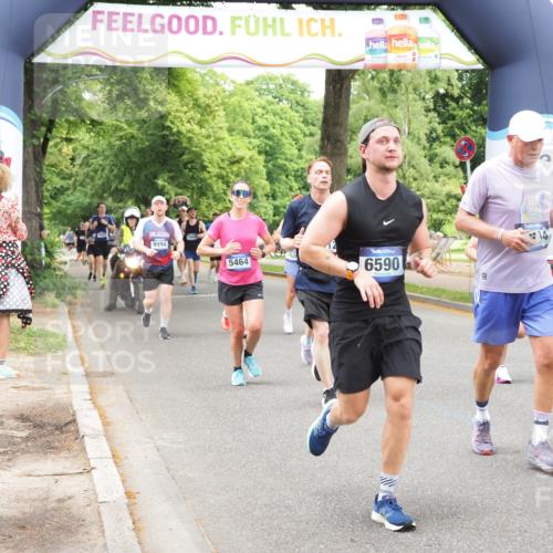29.06.2025 - hella hamburg halbmarathon MichiJ http://msf.ph/oto/8254692 29.06.2025 10:52:29 Zwischen KM18-KM19 1034, 1062, 3112, 5464, 6590, 7760, 8171, 8219, 8405, 9994, 11027, 14022, 16355, 16847, 16911 meine-sportfotos.de