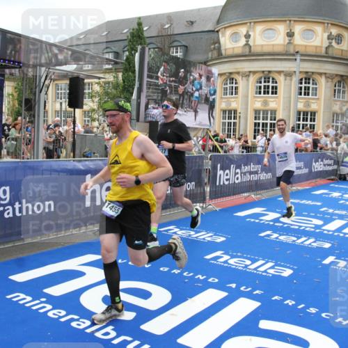 29.06.2025 - hella hamburg halbmarathon Michael Strokosch http://msf.ph/oto/8254792 29.06.2025 10:50:34 Ziel 1750, 3414, 4127, 5447, 6282, 7397, 8153, 8576, 11214, 11455, 12624, 13812, 14626, 15803, 16806, 17179, 17247, 17319, 18006, 18394 meine-sportfotos.de