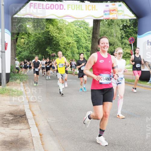 29.06.2025 - hella hamburg halbmarathon MichiJ http://msf.ph/oto/8254934 29.06.2025 10:29:18 Zwischen KM18-KM19 1912, 2568, 2797, 4303, 5050, 6495, 6771, 9640, 9979, 11767, 12292, 13457, 15493, 15542, 16580, 18192, 18573, 18802 meine-sportfotos.de