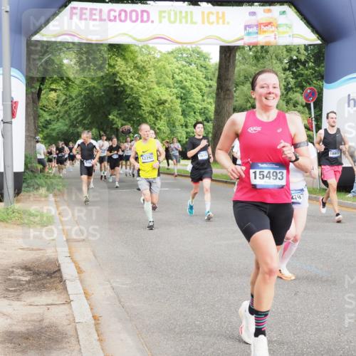 29.06.2025 - hella hamburg halbmarathon MichiJ http://msf.ph/oto/8254959 29.06.2025 10:29:18 Zwischen KM18-KM19 1912, 2568, 2797, 4303, 5050, 6495, 6771, 9640, 9979, 11767, 12292, 13457, 15493, 15542, 16580, 18192, 18573, 18802 meine-sportfotos.de