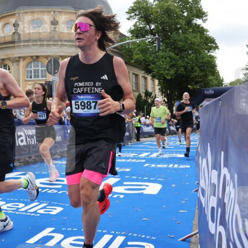 29.06.2025 - hella hamburg halbmarathon Strokosch-Dieckow http://msf.ph/oto/8254967 29.06.2025 10:41:34 Ziel 2579, 4893, 5987, 8358, 9640, 9885, 10894, 12588, 13457, 13714, 14275, 16084, 17159, 17882, 18442, 18491 meine-sportfotos.de