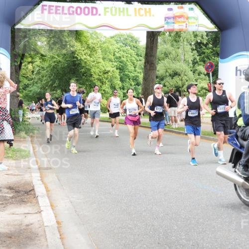 29.06.2025 - hella hamburg halbmarathon MichiJ http://msf.ph/oto/8255234 29.06.2025 10:52:33 Zwischen KM18-KM19 1034, 3112, 5464, 6590, 7826, 8405, 9737, 9994, 10736, 11027, 14022, 14607, 16355, 16847, 16911, 17707, 18726 meine-sportfotos.de